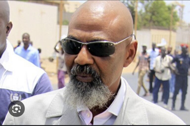 AIBD : Papa Samba Mboup bloqué à l’aéroport, son passeport confisqué !