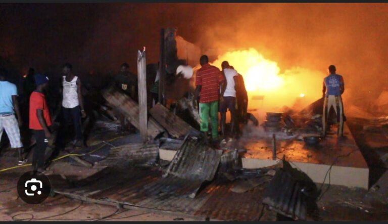 FATICK : Le marché central ravagé par un incendie