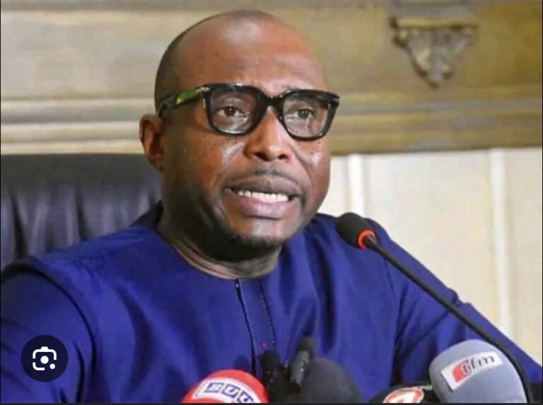 PORT DU VOILE À L’ÉCOLE : Barthélémy Dias répond à Ousmane Sonko