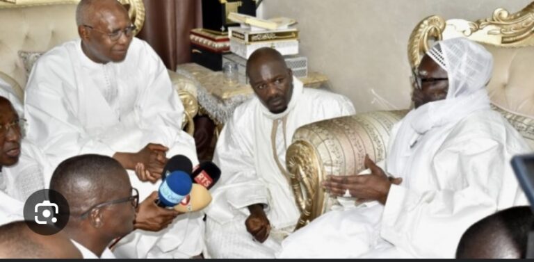 TOUBA : Serigne Mbaye Thiam reçu par Serigne Mountakha