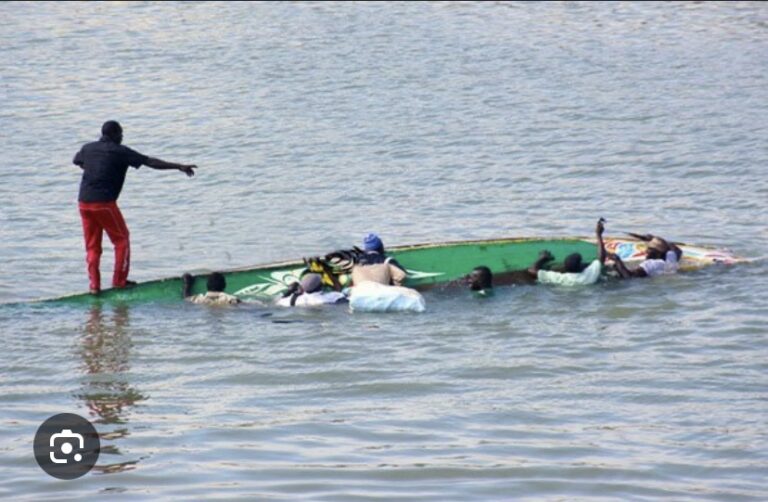 SAINT-LOUIS : Une pirogue avec des talibés à bord chavire et fait un (1) mort