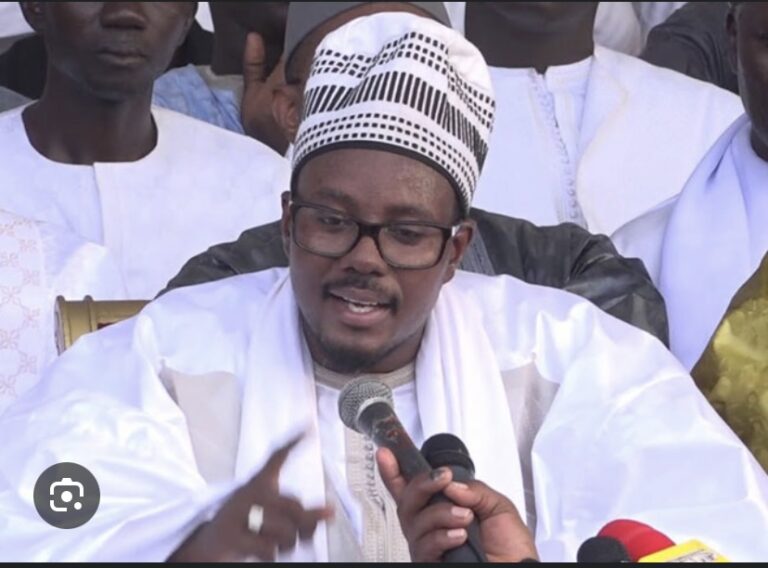 REFUS DE LA PRÉSIDENCE D’HEBERGER DES HÔTES DU MAGAL : Serigne Bass Abdou Khadre dément !