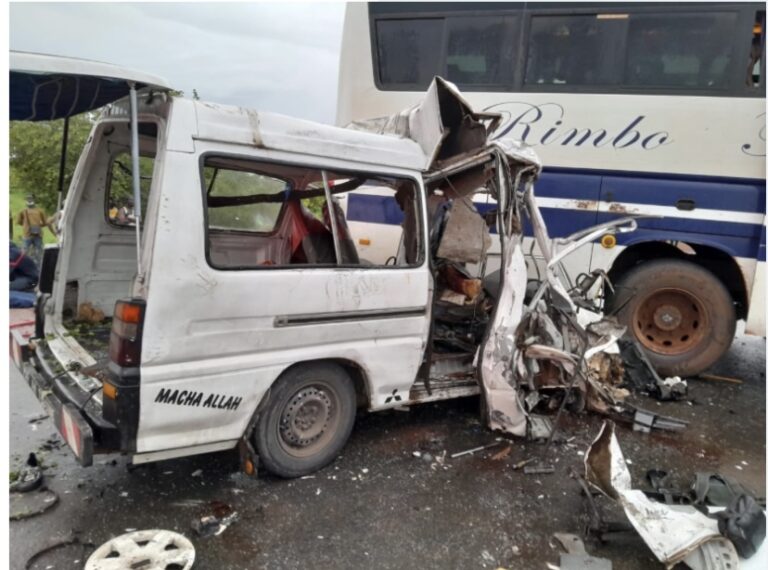 KOUMPENTOUM : Une collision entre un bus et un ‘mini car’ fait 6 morts