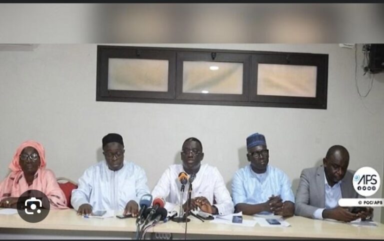 Société civile sénégalaise : ‘Non !’ aux interdictions de sortie du territoire national pour les Apéristes