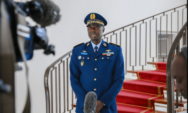 L’aveu en ‘bleu’… à l’Assemblée nationale du Général Birame Diop, ministre (Forces Armées)!