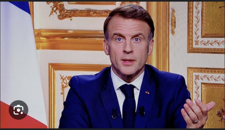 MACRON À SES DÉTRACTEURS: ‘Je terminerai mon mandat’