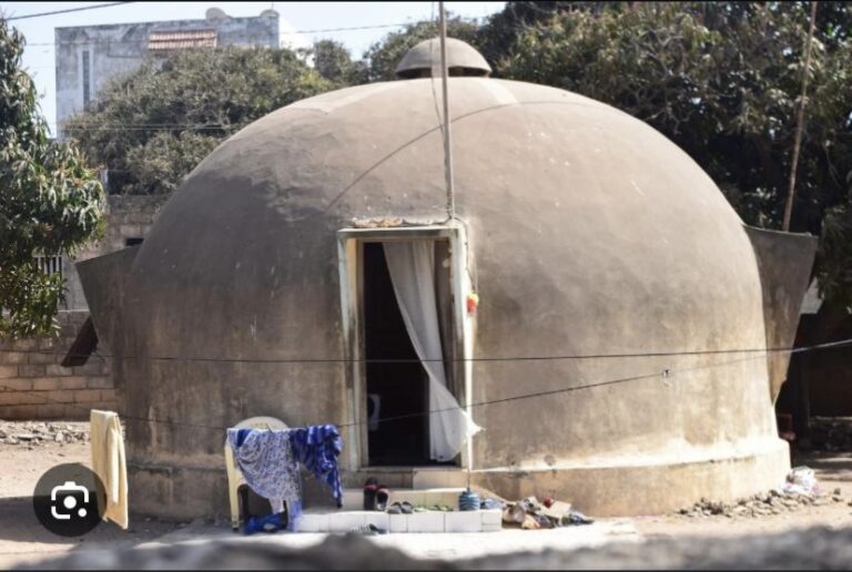 [ET ÇA TU LE SAVAIS ?] Il existe encore des maisons bulles à Dakar !