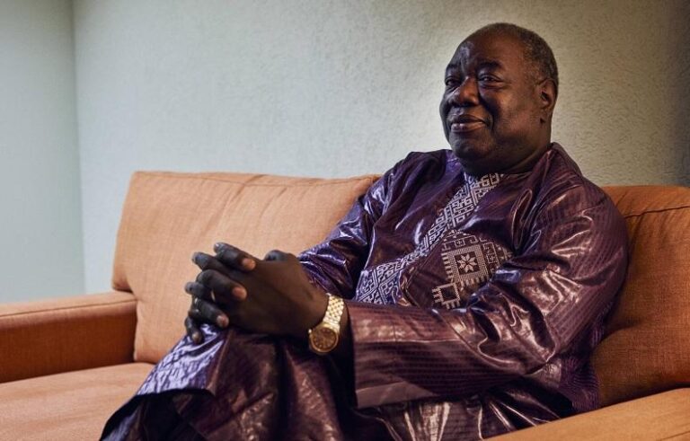 Martin Faye, journaliste retraité : &lsquo;L&rsquo;Etat ne doit pas confondre régulation et répression&rsquo;