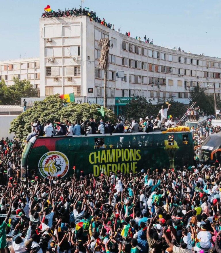[TRIBUNE] L’Étreinte des Géants : quand le Sénégal s’élève (Cheikhou Oumar Sy et Théodore Chérif Monteil)